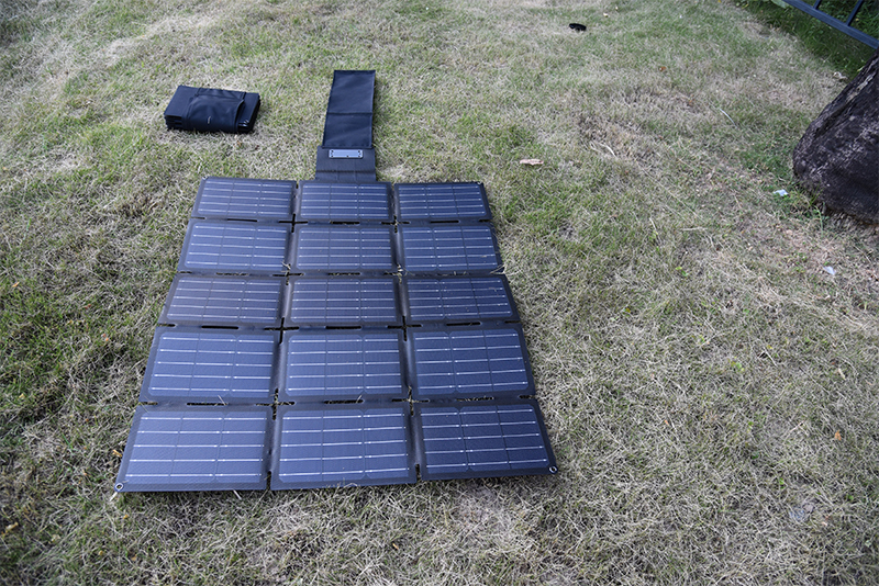 90W To 215W Foldable And Portable Solar Blanket With Fast Charger-NEWLIGHT ENERGY