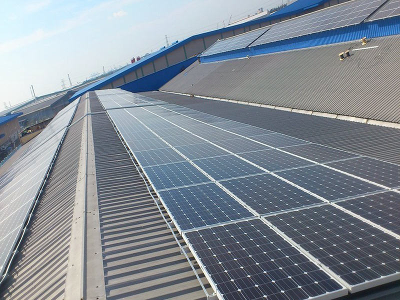 Rooftop Montaj Sistemi Güneş Paneli Kurulumu için Teneke Çatı Güneş Montajı
