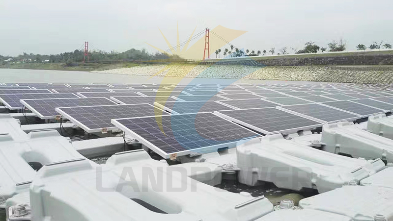 Yüzer güneş montaj sistemleri