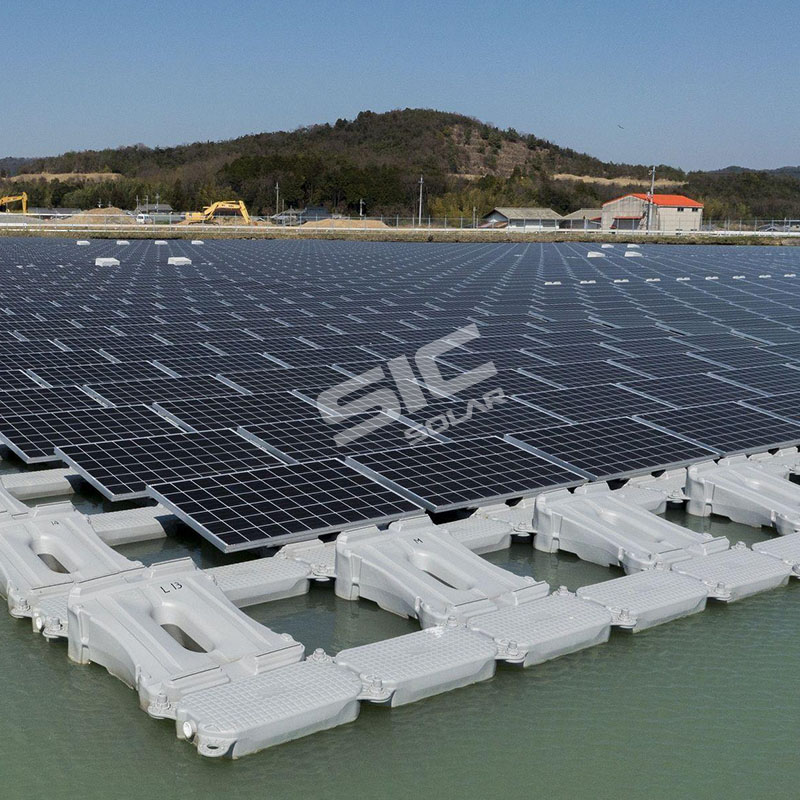 Floating solar structure