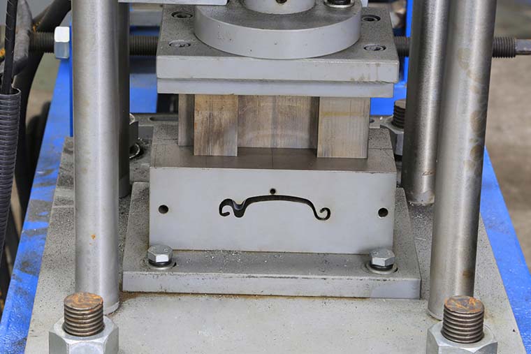 Panjur Kapı Rulo Şekillendirme Makinesi