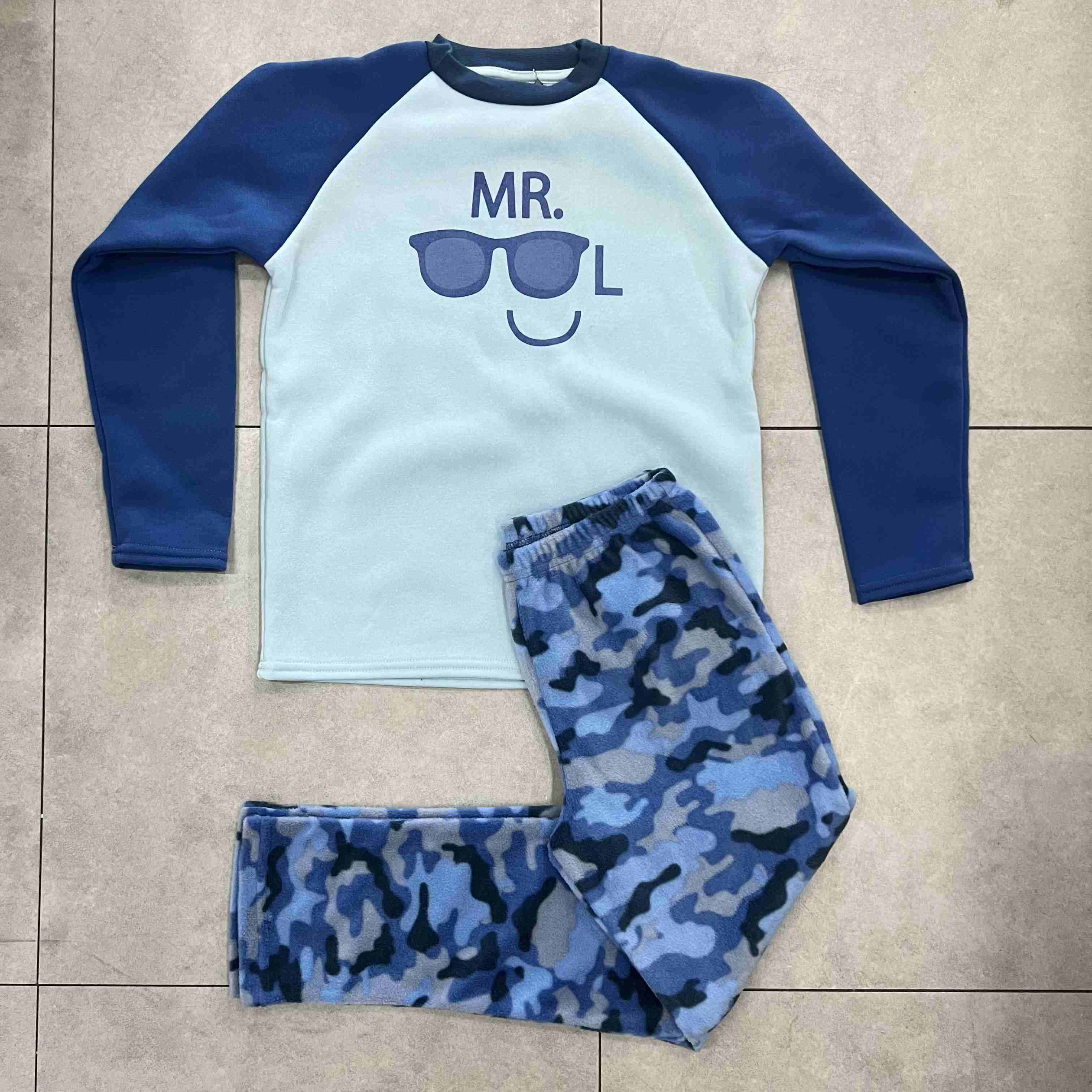 Hazır Erkek Çocuk Pijama 2li Pijama Üstü Flanel ve Direk Baskılı Pantolon